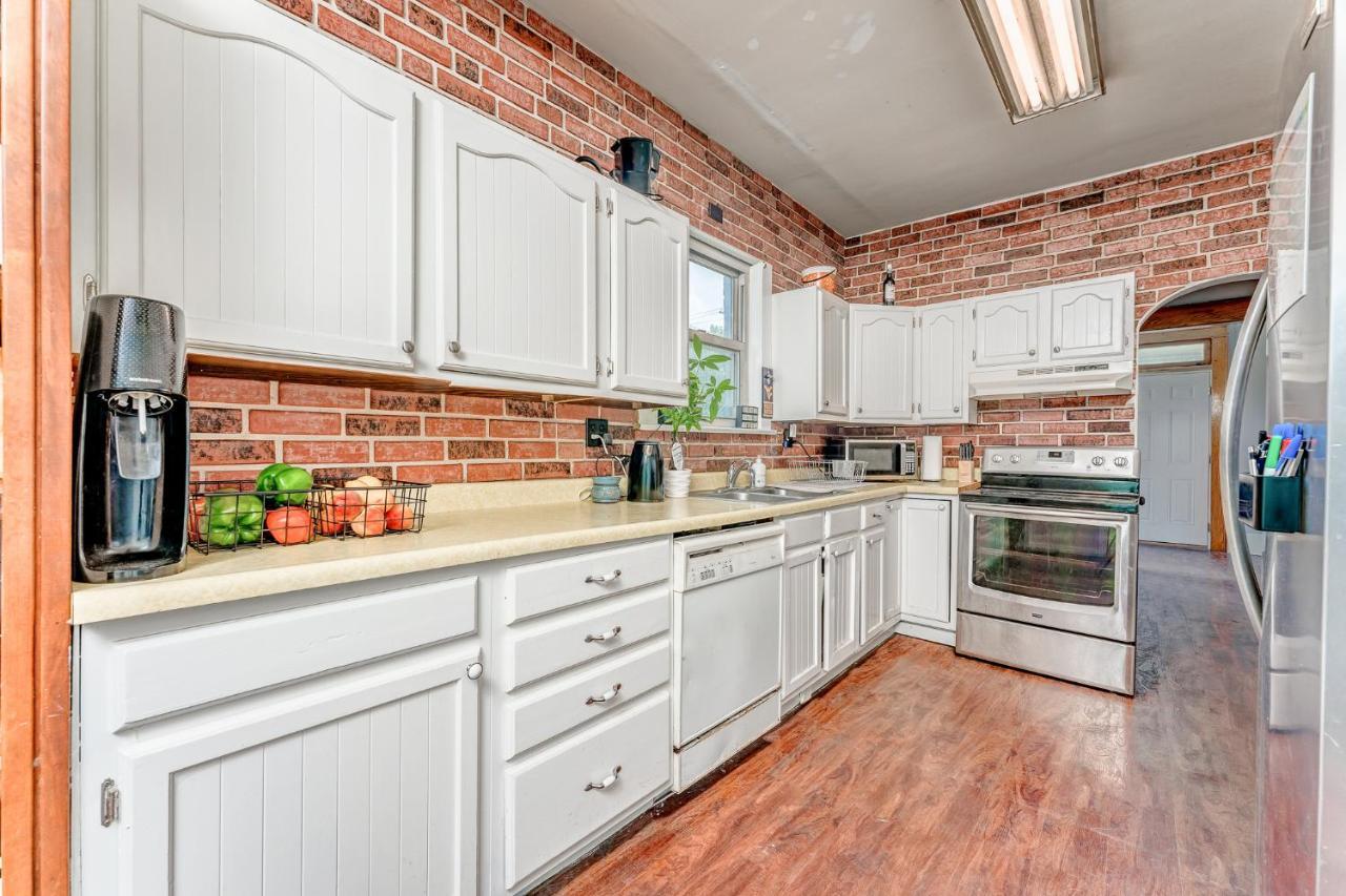 Awesome House, 5 Minutes To Dt, 2 Miles To Stadium And Ruby Memorial! Morgantown Ngoại thất bức ảnh